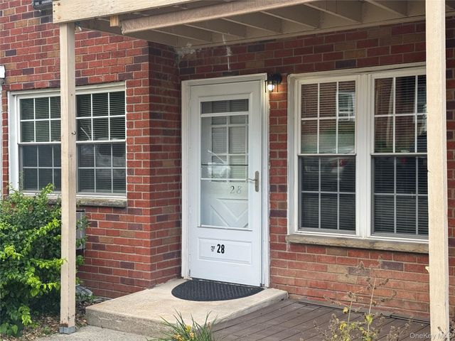 8 Colonial Road 28, Beacon, NY 12508