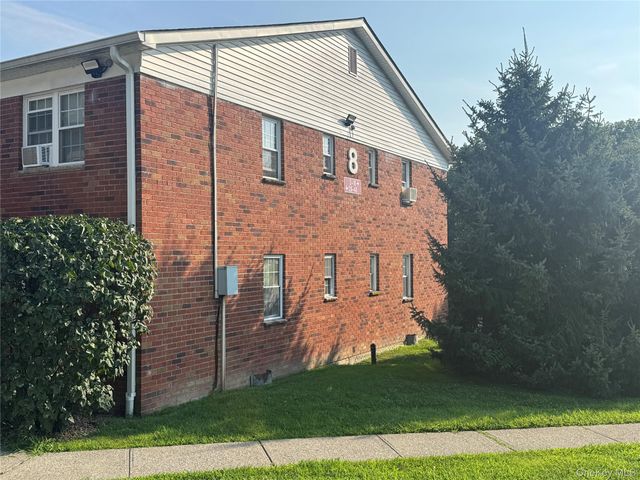 8 Colonial Road 28, Beacon, NY 12508