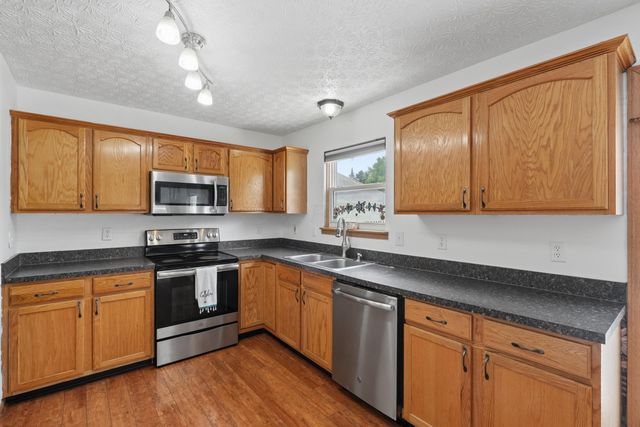 5901 Stillponds Place, Columbus, OH 43228