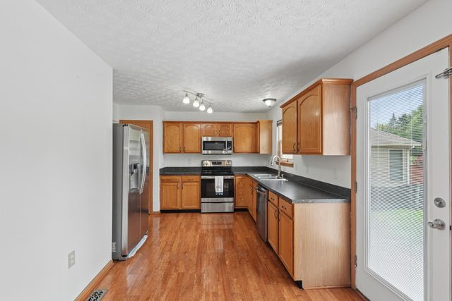5901 Stillponds Place, Columbus, OH 43228