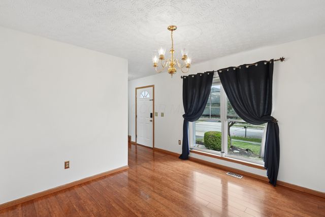 5901 Stillponds Place, Columbus, OH 43228