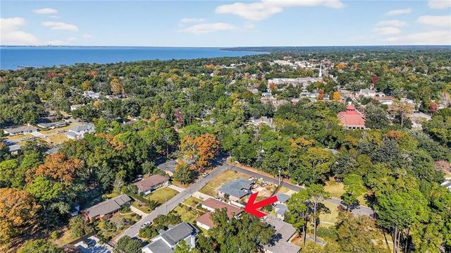 453 Boone Lane, Fairhope, AL 36532