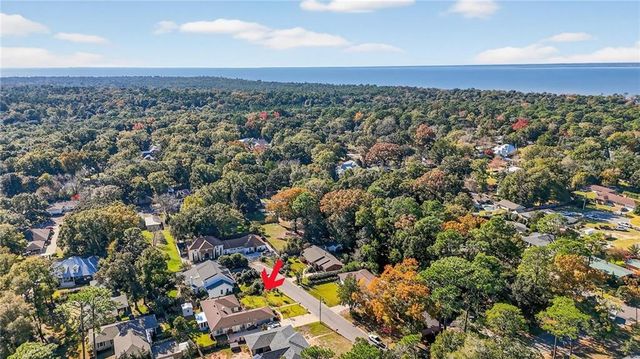 453 Boone Lane, Fairhope, AL 36532
