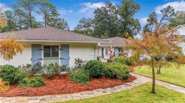 453 Boone Lane, Fairhope, AL 36532