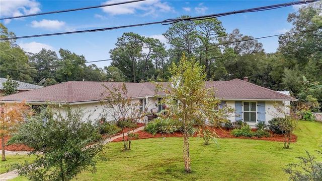453 Boone Lane, Fairhope, AL 36532