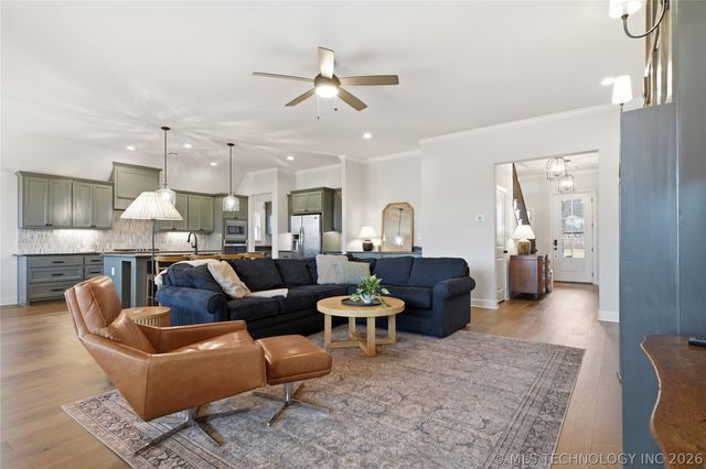 16713 S 1st East Avenue, Glenpool, OK 74033