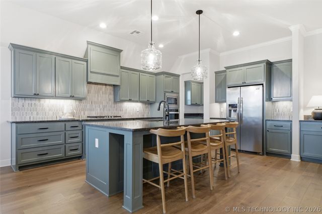 16713 S 1st East Avenue, Glenpool, OK 74033