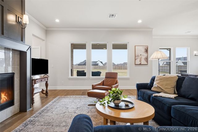 16713 S 1st East Avenue, Glenpool, OK 74033