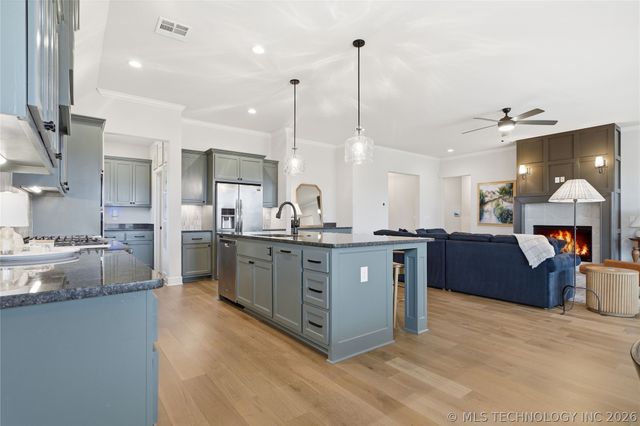 16713 S 1st East Avenue, Glenpool, OK 74033