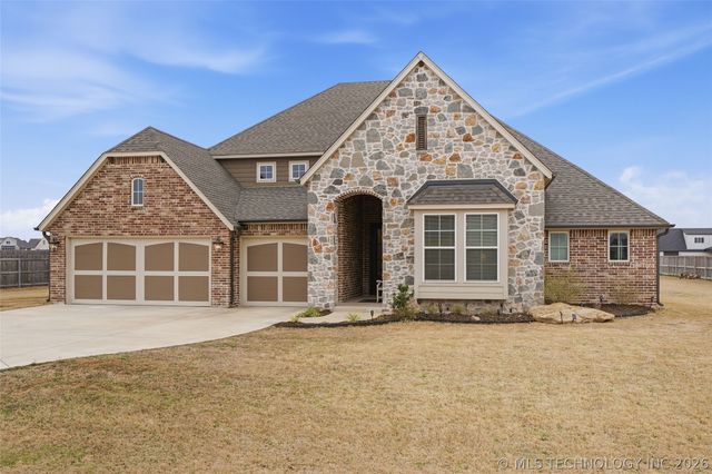 16713 S 1st East Avenue, Glenpool, OK 74033