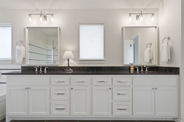 16713 S 1st East Avenue, Glenpool, OK 74033