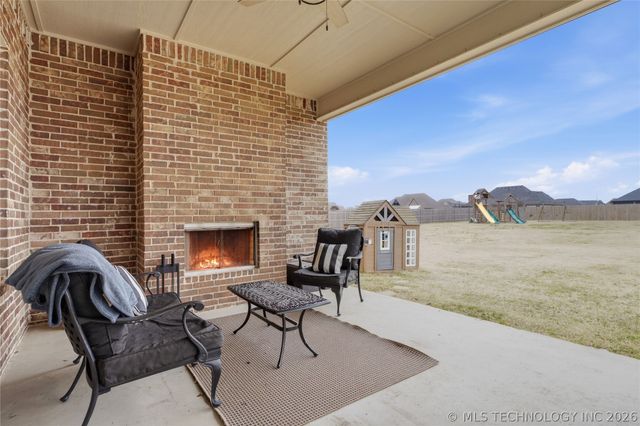 16713 S 1st East Avenue, Glenpool, OK 74033