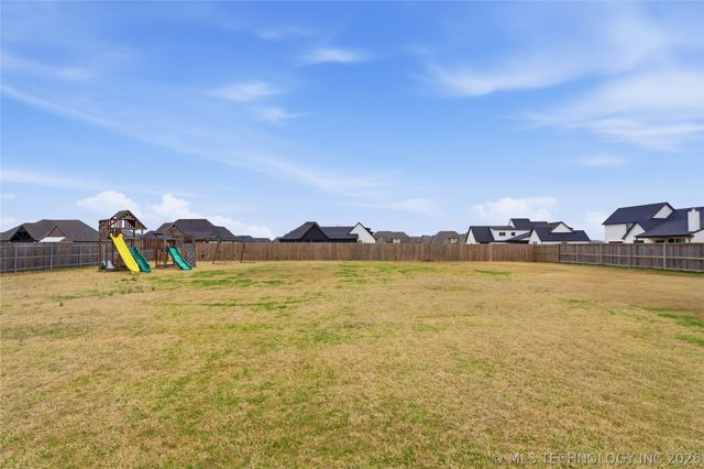 16713 S 1st East Avenue, Glenpool, OK 74033