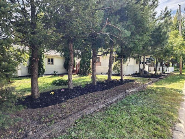 111 Walnut STREET, Delavan, WI 53115