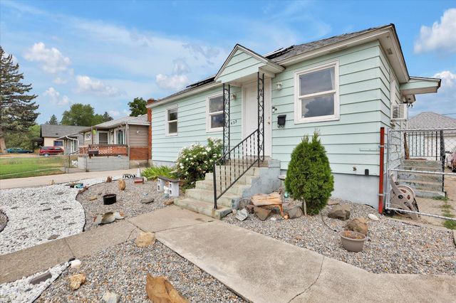 423 E Walton Ave, Spokane, WA 99207