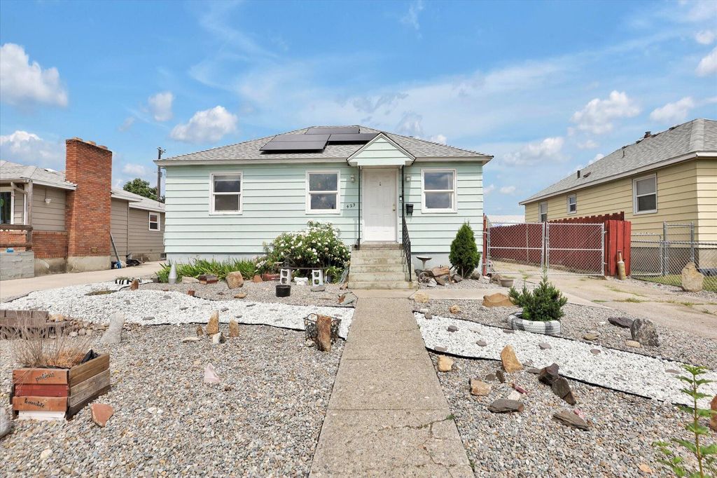 423 E Walton Ave, Spokane, WA 99207