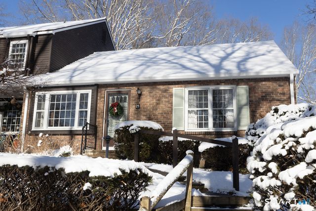 65 Main Street 21, Essex, CT 06442