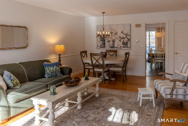 65 Main Street 21, Essex, CT 06442