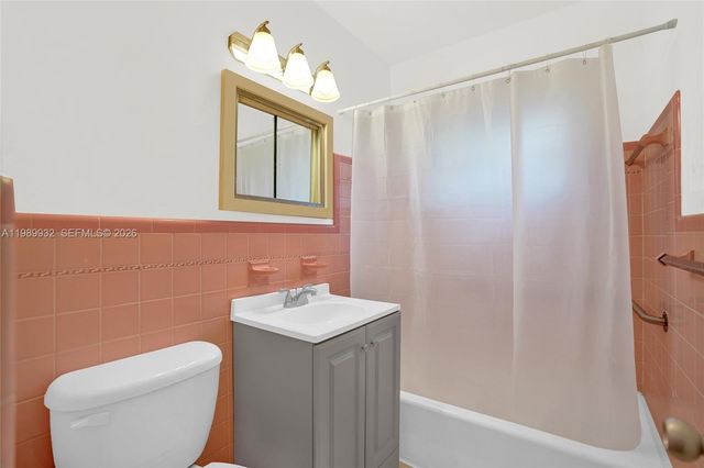 221 NE 48th Ter, Miami, FL 33137