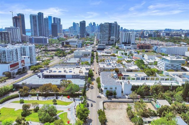 221 NE 48th Ter, Miami, FL 33137