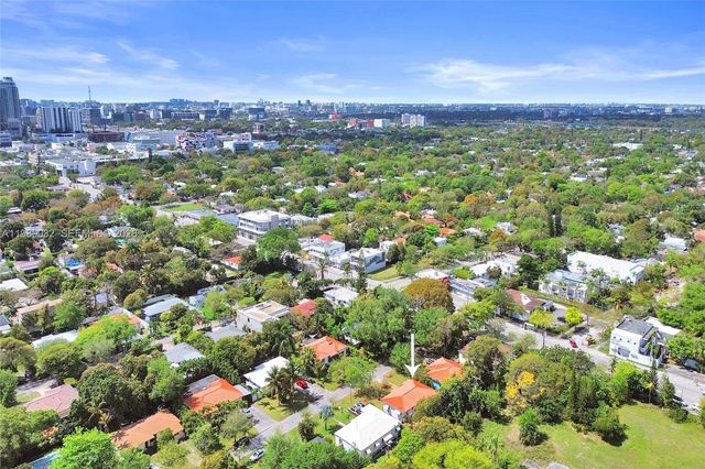 221 NE 48th Ter, Miami, FL 33137