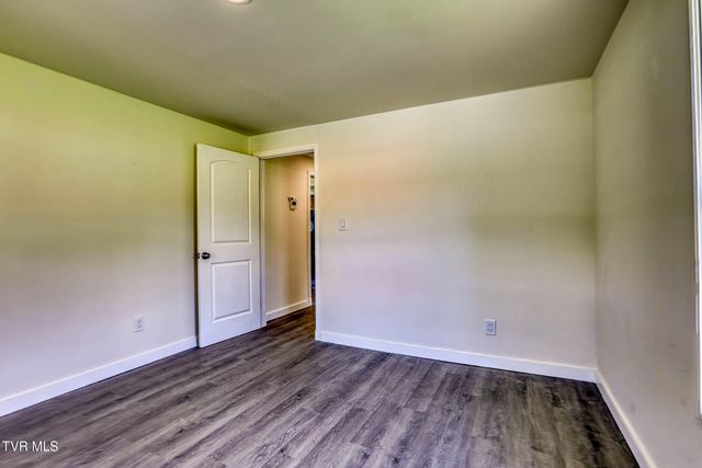 119 Elbow City Road, Rogersville, TN 37857