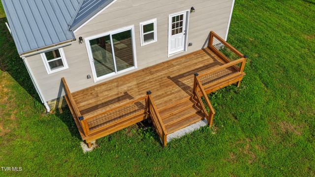 119 Elbow City Road, Rogersville, TN 37857