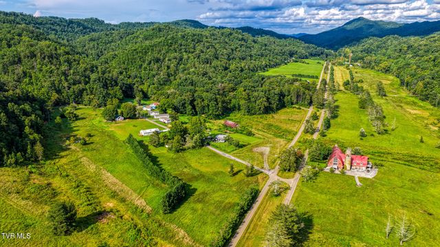 119 Elbow City Road, Rogersville, TN 37857