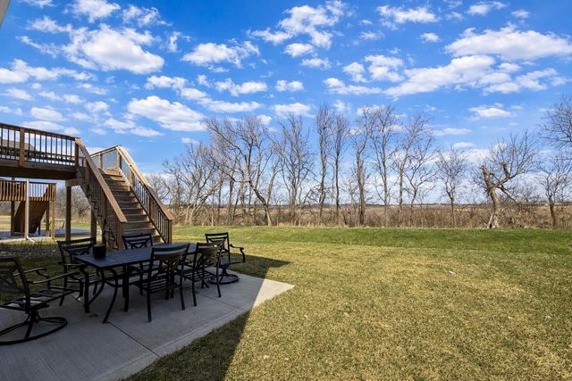 605 E Vista Lake Avenue, Polk City, IA 50226