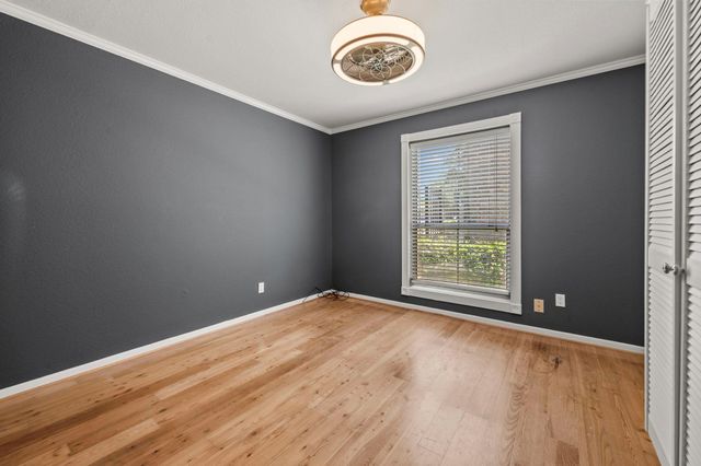 7575 Katy Freeway 18, Houston, TX 77024