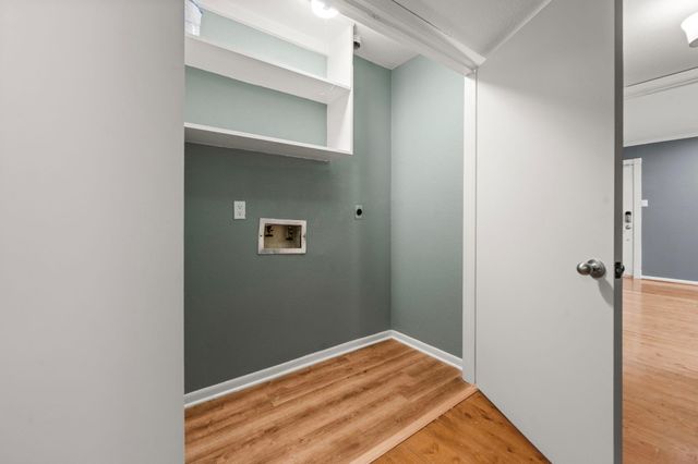 7575 Katy Freeway 18, Houston, TX 77024