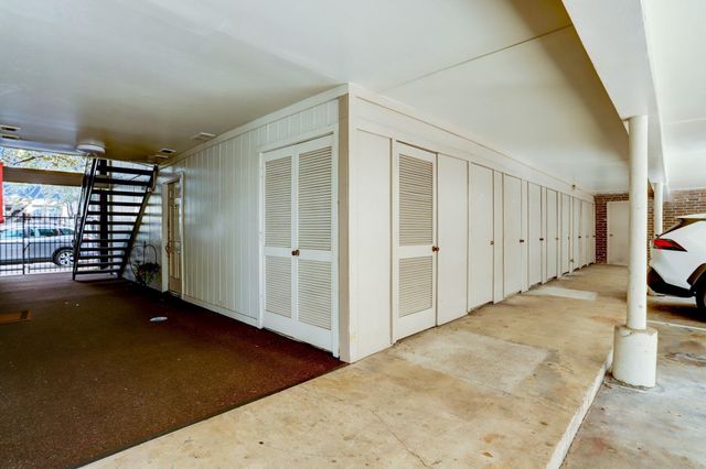 7575 Katy Freeway 18, Houston, TX 77024