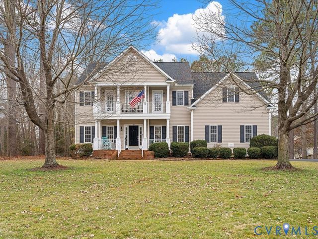 1213 Walthall Creek Dr, South Chesterfield, VA 23834
