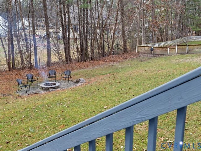 1213 Walthall Creek Dr, South Chesterfield, VA 23834