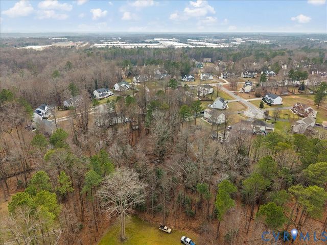 1213 Walthall Creek Dr, South Chesterfield, VA 23834