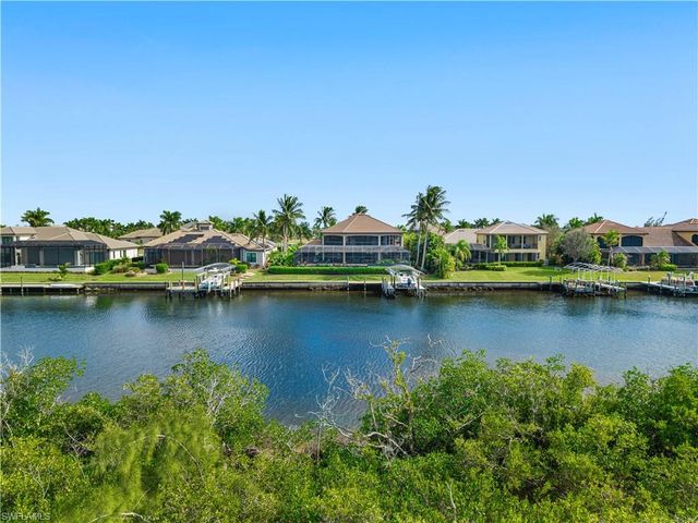 848 W Cape Estates CIR, Cape Coral, FL 33993