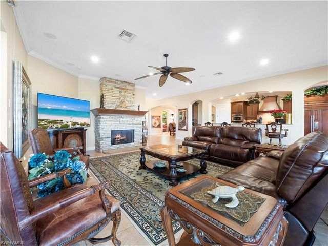 848 W Cape Estates CIR, Cape Coral, FL 33993