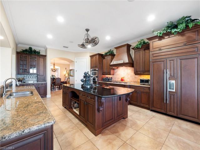 848 W Cape Estates CIR, Cape Coral, FL 33993