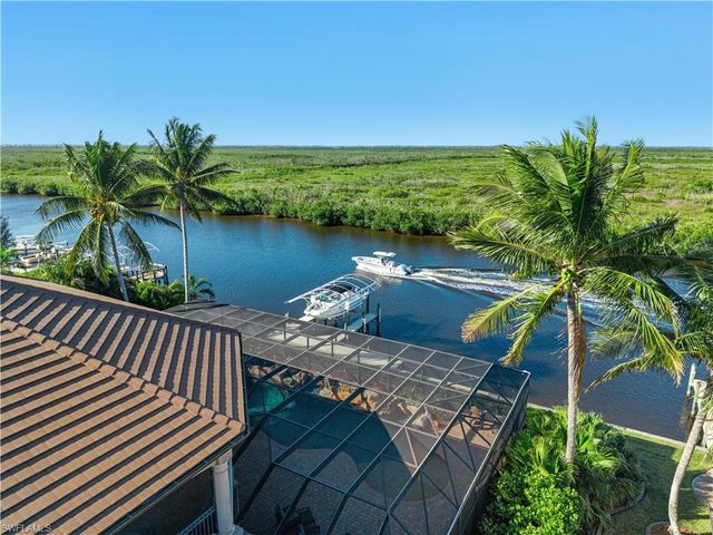 848 W Cape Estates CIR, Cape Coral, FL 33993