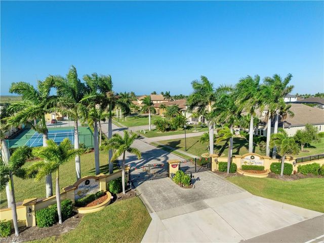848 W Cape Estates CIR, Cape Coral, FL 33993