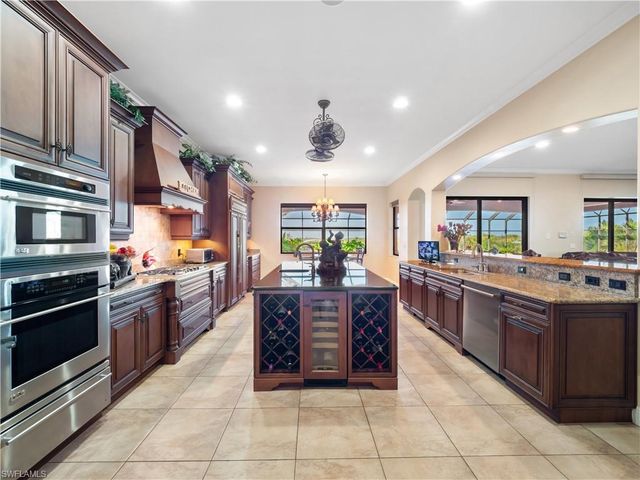 848 W Cape Estates CIR, Cape Coral, FL 33993