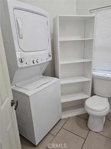 3946 Knobhill Drive, Sherman Oaks, CA 91423