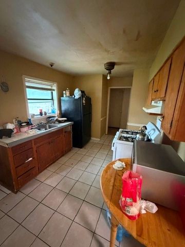430 W Phillips Court, Grand Prairie, TX 75051
