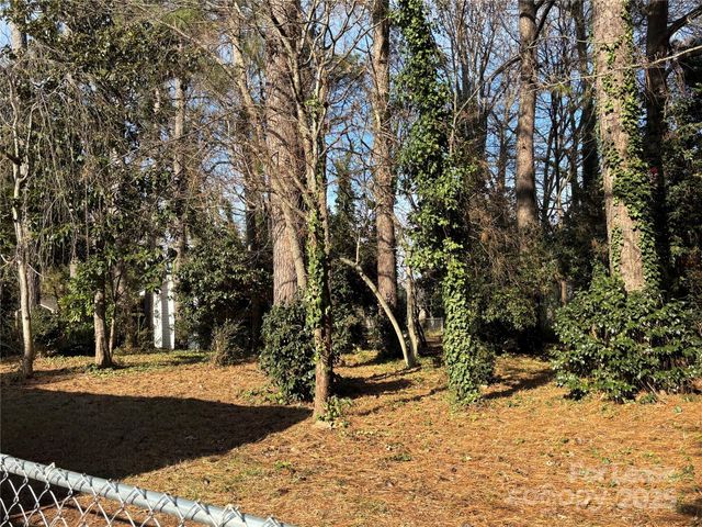 818 Ferndale Drive, Statesville, NC 28677