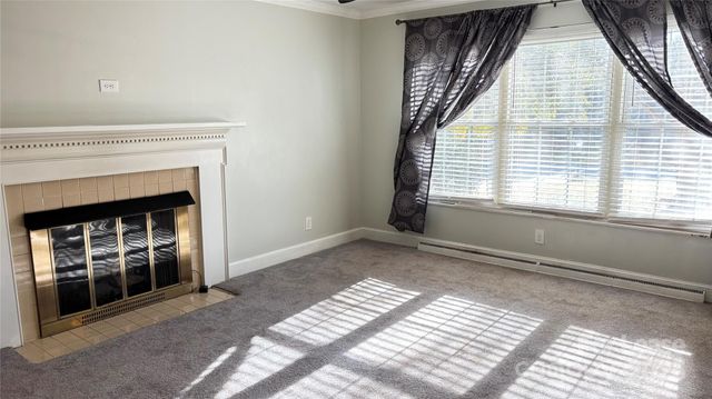 818 Ferndale Drive, Statesville, NC 28677