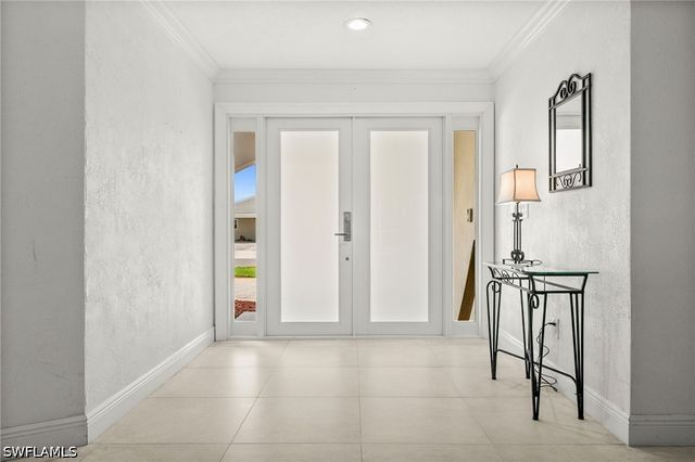 421 Palm River BLVD, Naples, FL 34110