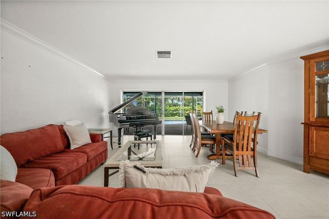 421 Palm River BLVD, Naples, FL 34110