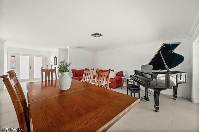 421 Palm River BLVD, Naples, FL 34110