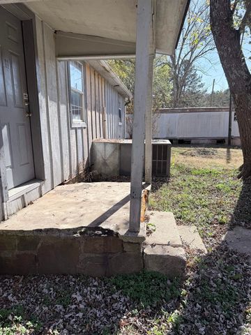 421 N Magnolia street, Perryville, AR 72126