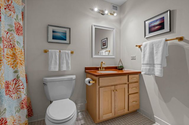 2885 Knox Avenue S 605, Minneapolis, MN 55408